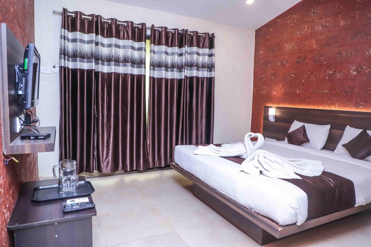 Mahābaleshwar Hotel On The Rocks מראה חיצוני תמונה